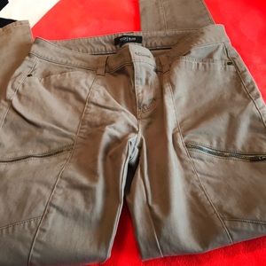 Women’s pants